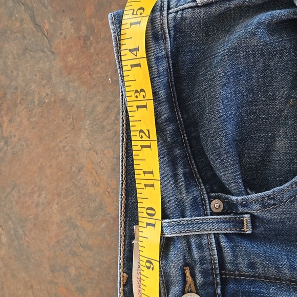 Levi's 724 High Rise Straight Leg  Size 30 - Picture 7 of 8